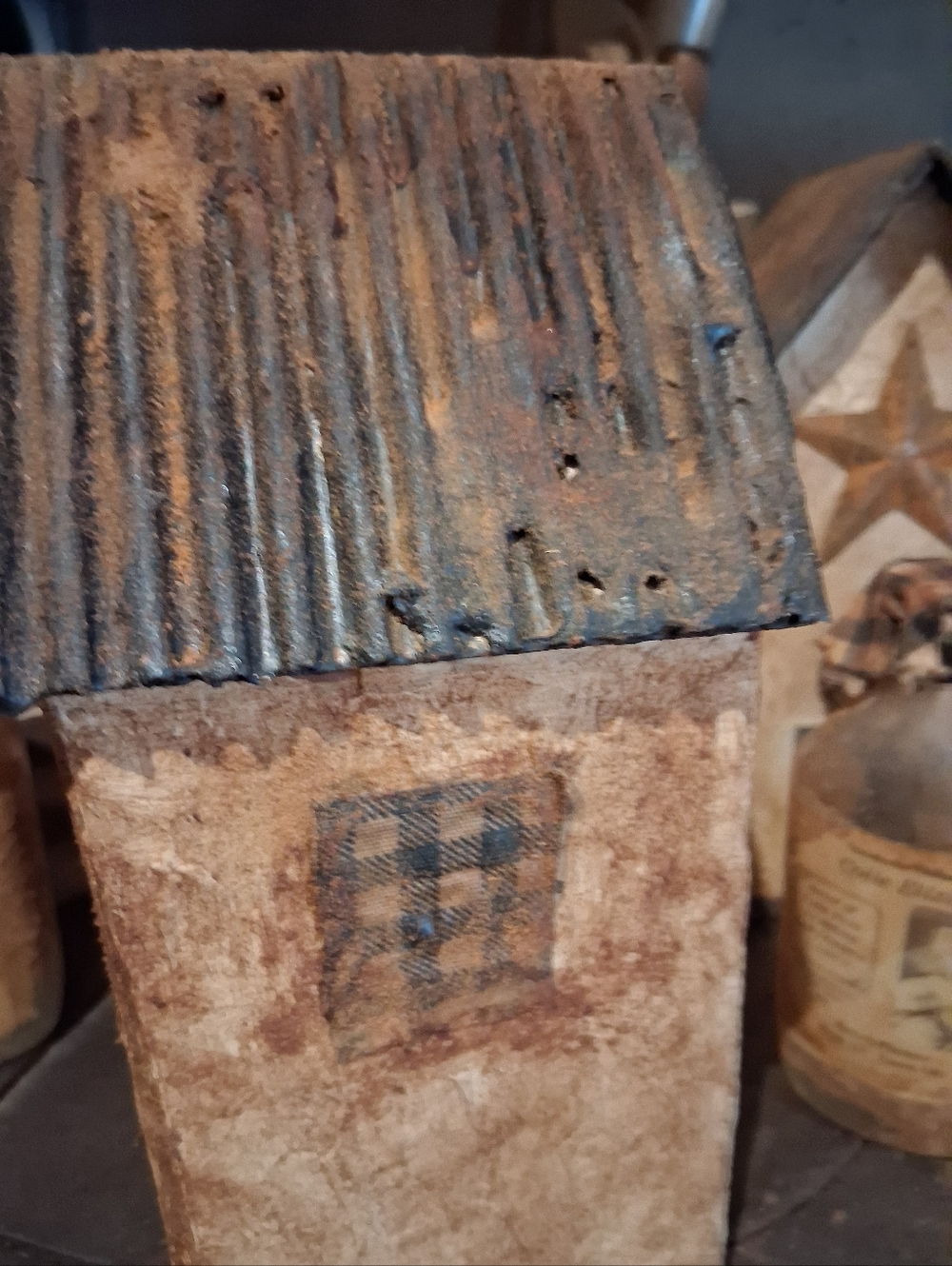 Primitive House - Picture 3 of 6